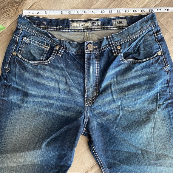 BKE Buckle Tyler bootcut jeans size 36L - Picture 3 of 7
